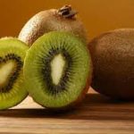 خواص کیوی برای پوست