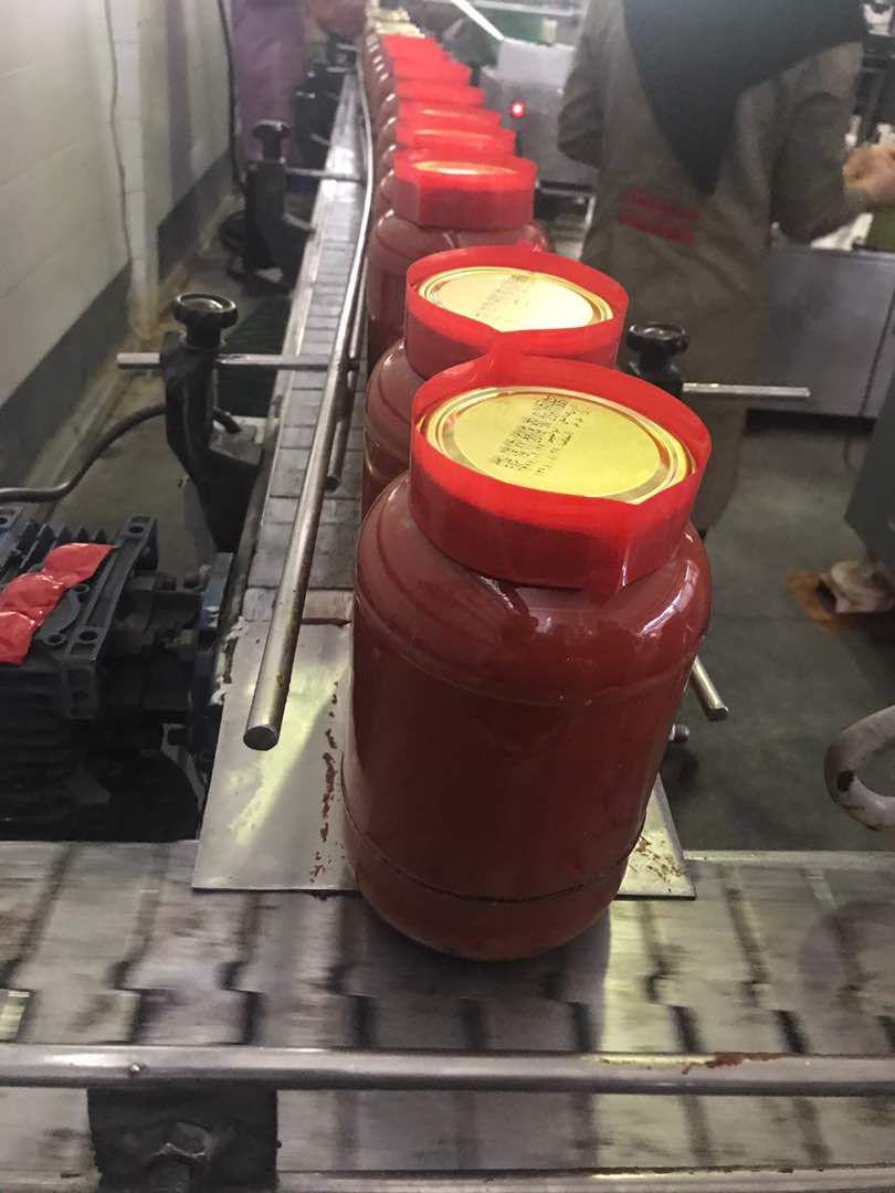 Discover the Health Benefits of Tomato Paste, packed with antioxidants, vitamins, and minerals that support overall wellness.