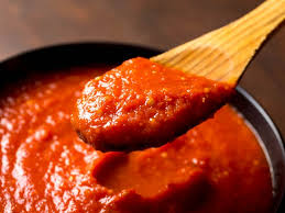 Discover the key features of good tomato paste, including rich flavor, natural color, and smooth texture, perfect for all your cooking needs.