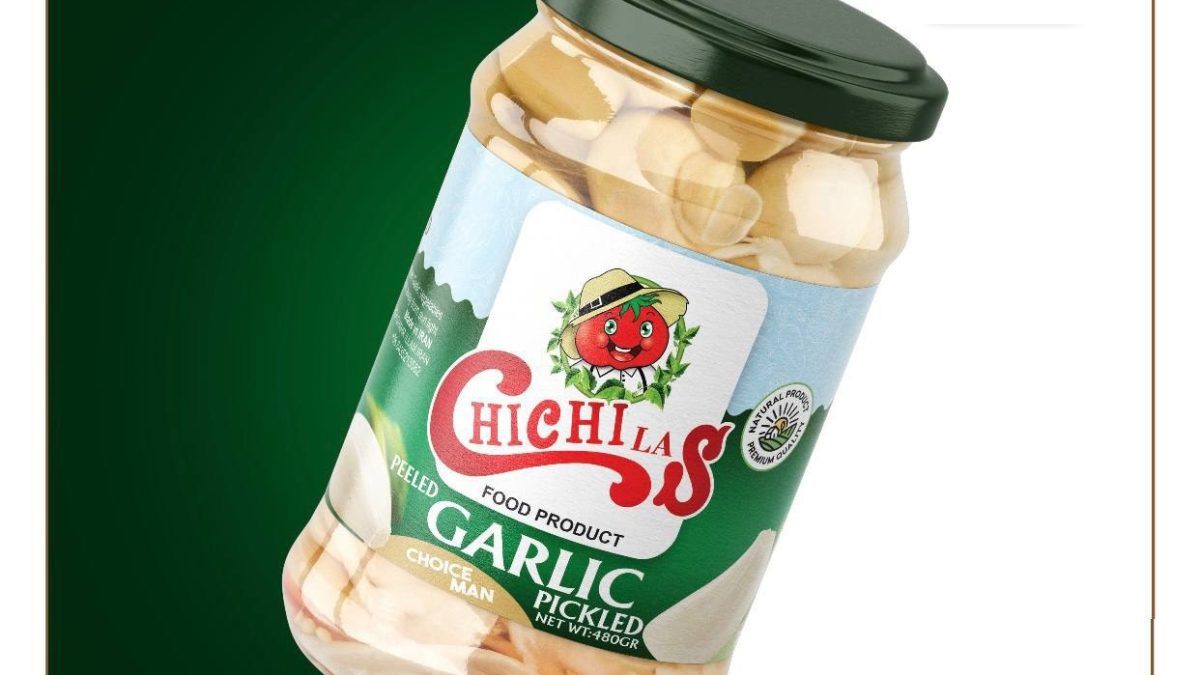 Deluxe pickled garlic delivers a mild, gourmet flavor with rich health benefits, perfect for elevating everyday meals and recipes.